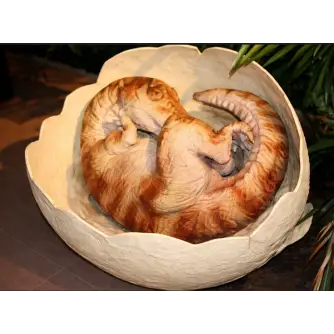 Dinozaur Animatronic Eoraptor Baby în Ou – 1,2 m